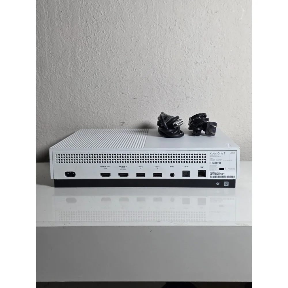 Microsoft Xbox One S (Model 1681) 500GB Gaming System Console W/ Wires Tested